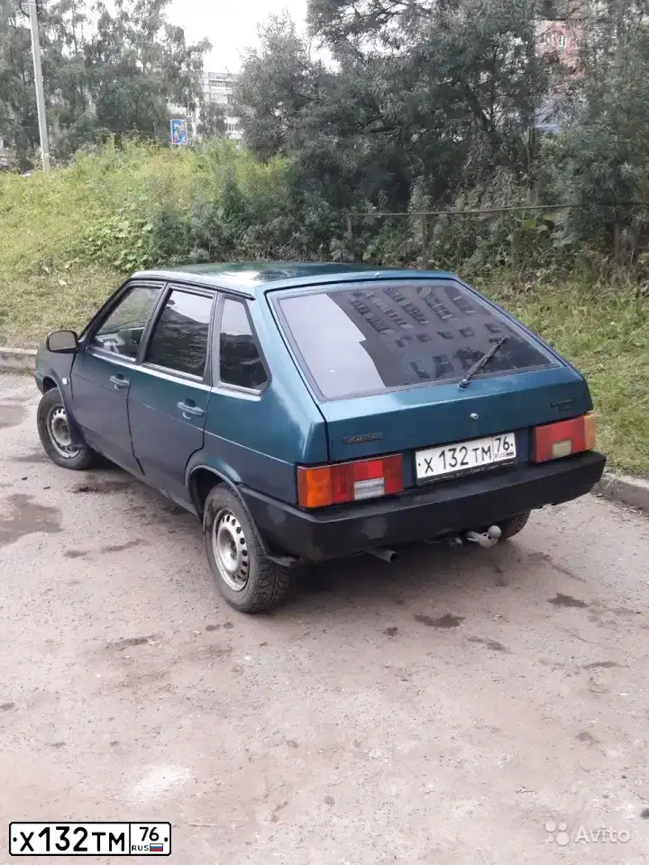 Фото автомобиля LADA 2109 SAMARA, 2001 — госномер В943СК150. Цвет: ЗЕЛЕНЫЙ