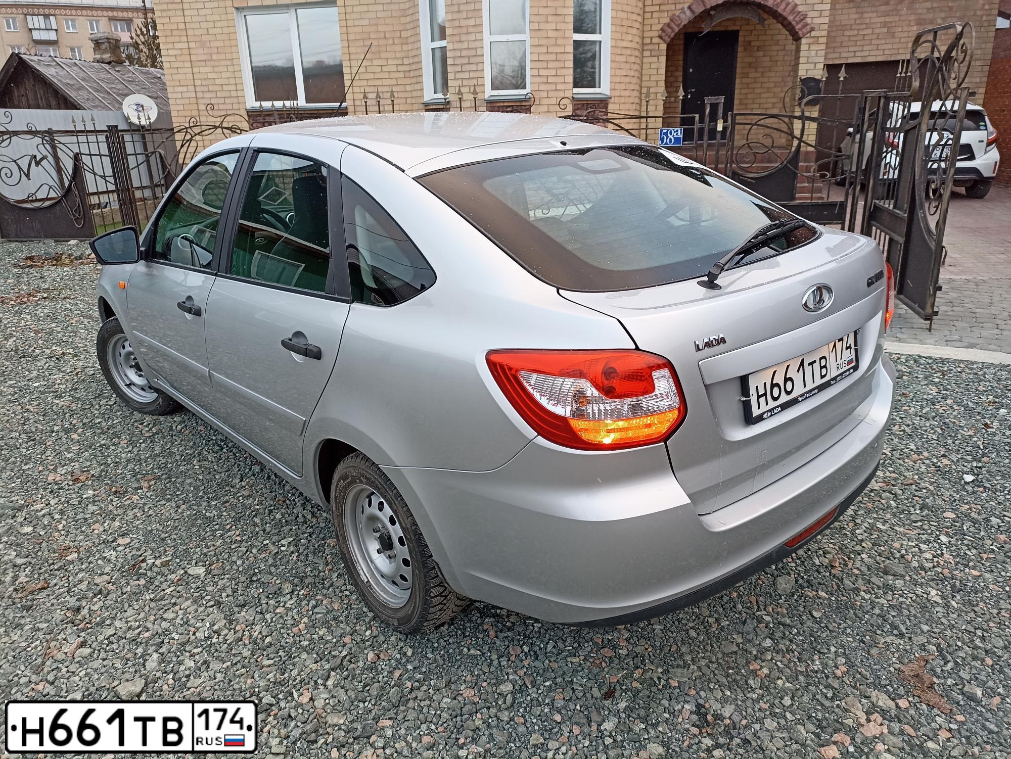 Фото автомобиля LADA GRANTA, 2014 — госномер Т723МС196