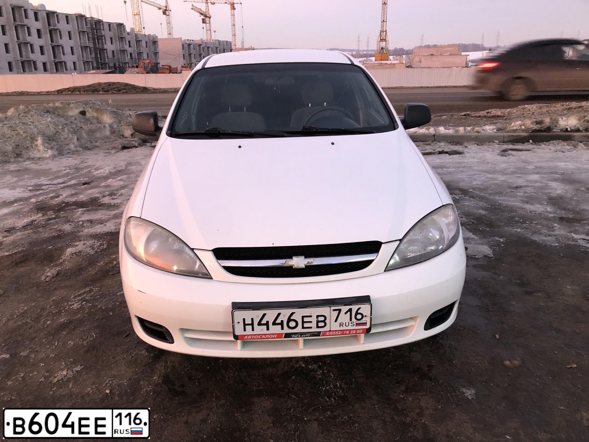 Фото автомобиля CHEVROLET LACETTI, 2010 — госномер Н887РР43. Цвет: синий