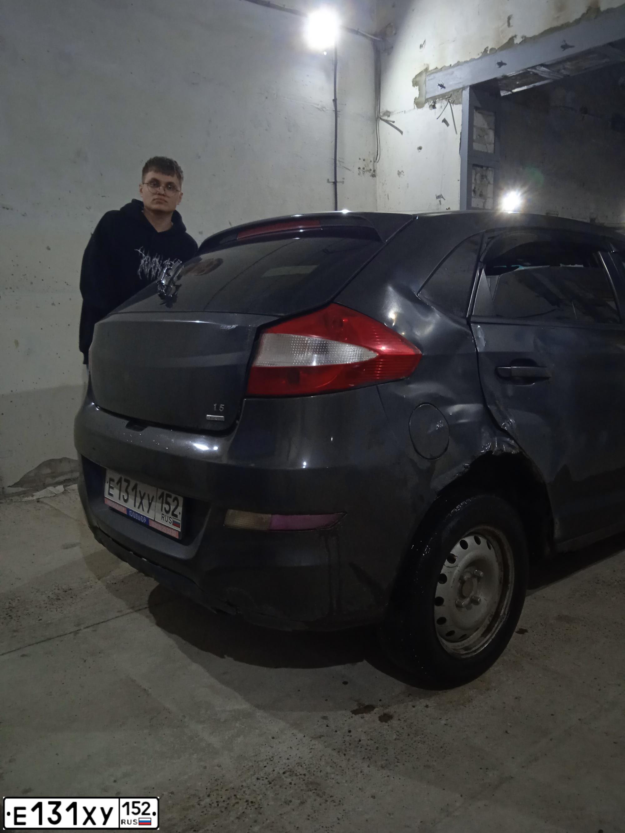 Фото автомобиля CHERY BONUS /A13/, 2011 — госномер Е131ХУ152. Цвет: Серый
