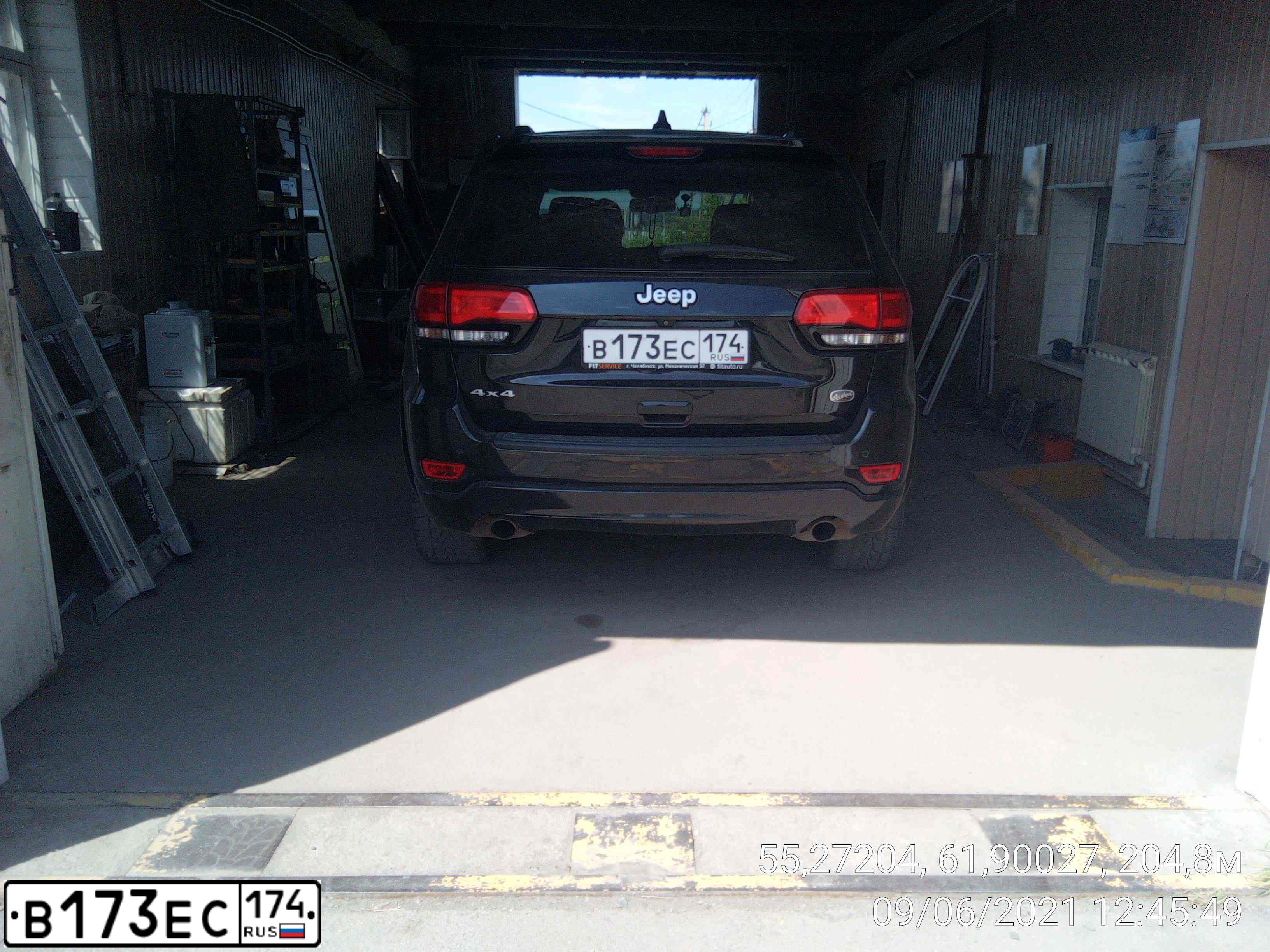 Фото автомобиля NISSAN MURANO, 2006 — госномер Т209МО72. Цвет: ЧЕРНЫЙ