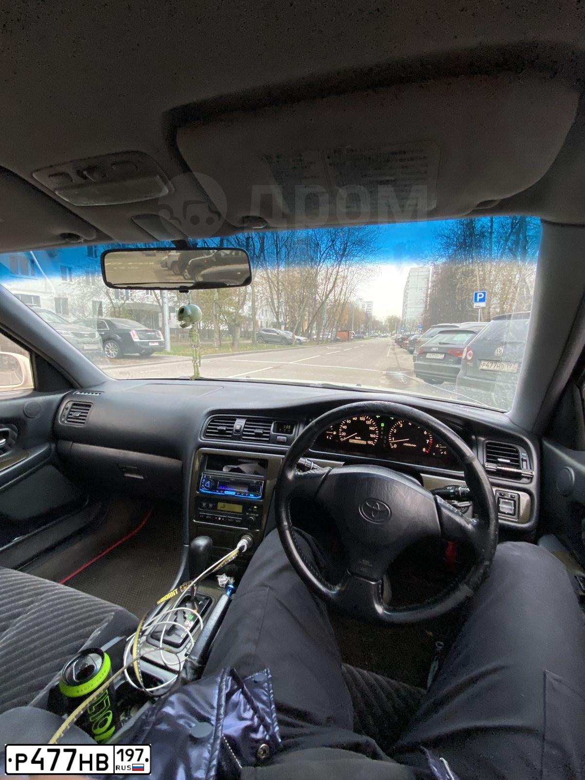 Фото автомобиля VOLKSWAGEN GOLF PLUS, 2011 — госномер Р477НВ197. Цвет: СЕРЫЙ