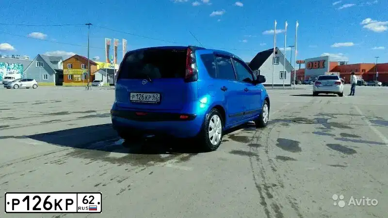 Фото автомобиля NISSAN NOTE, 2006 — госномер О412СВ797. Цвет: синий