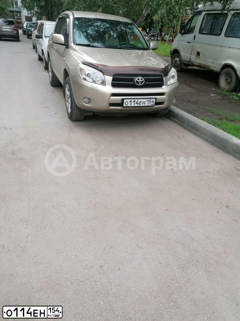Фото автомобиля TOYOTA RAV4, 2007 — госномер Н386СК70. Цвет: БЕЖЕВЫЙ