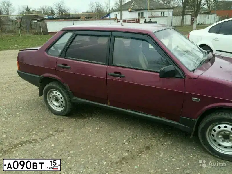 Фото автомобиля LADA 2109 SAMARA, 2000 — госномер А090ВТ15. Цвет: ТЕМНО-КРАСНЫЙ
