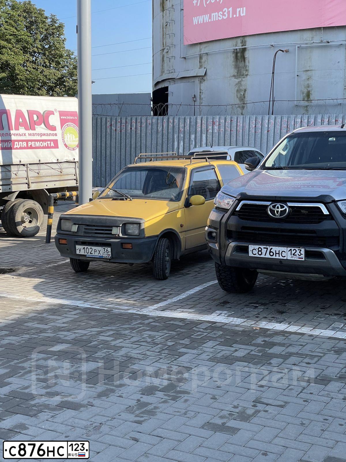Фото автомобиля TOYOTA HIGHLANDER, 2013 — госномер М497НМ82