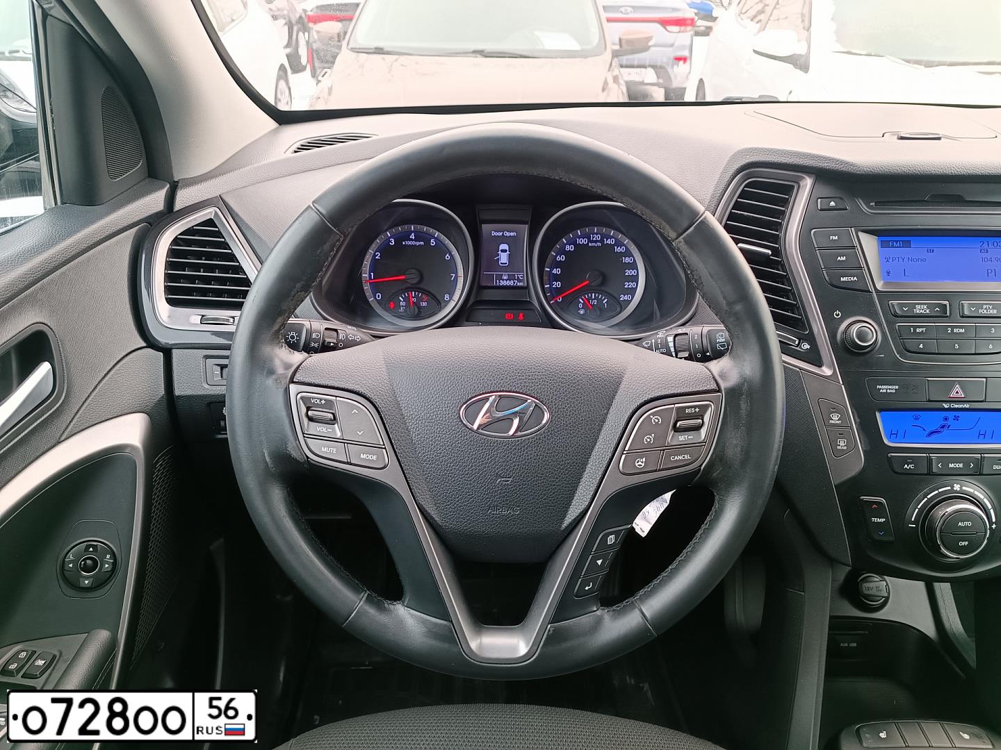 Фото автомобиля HYUNDAI SANTA FE, 2014 — госномер О729ОО56. Цвет: СЕРЫЙ
