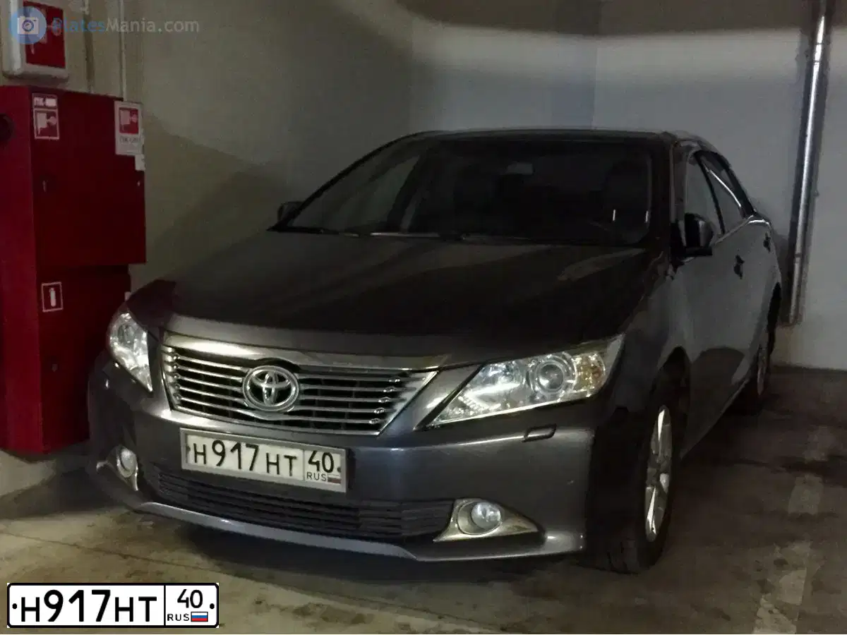 Фото автомобиля TOYOTA CAMRY, 2012 — госномер К355ХВ790. Цвет: Серый