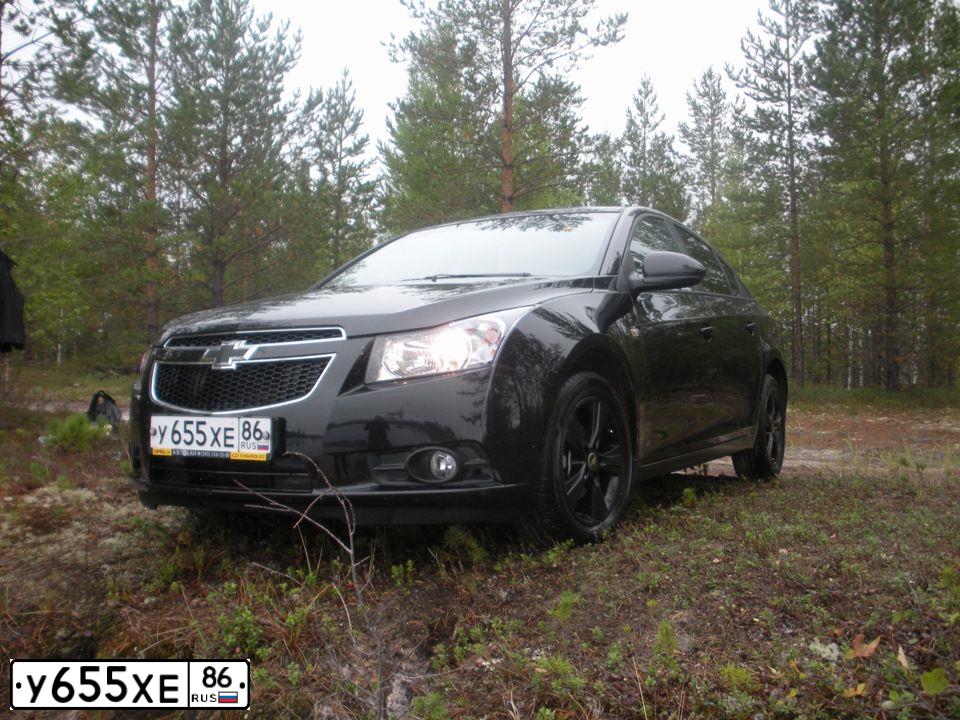 Фото автомобиля CHEVROLET CRUZE, 2011 — госномер М264УМ21. Цвет: ЧЕРНЫЙ