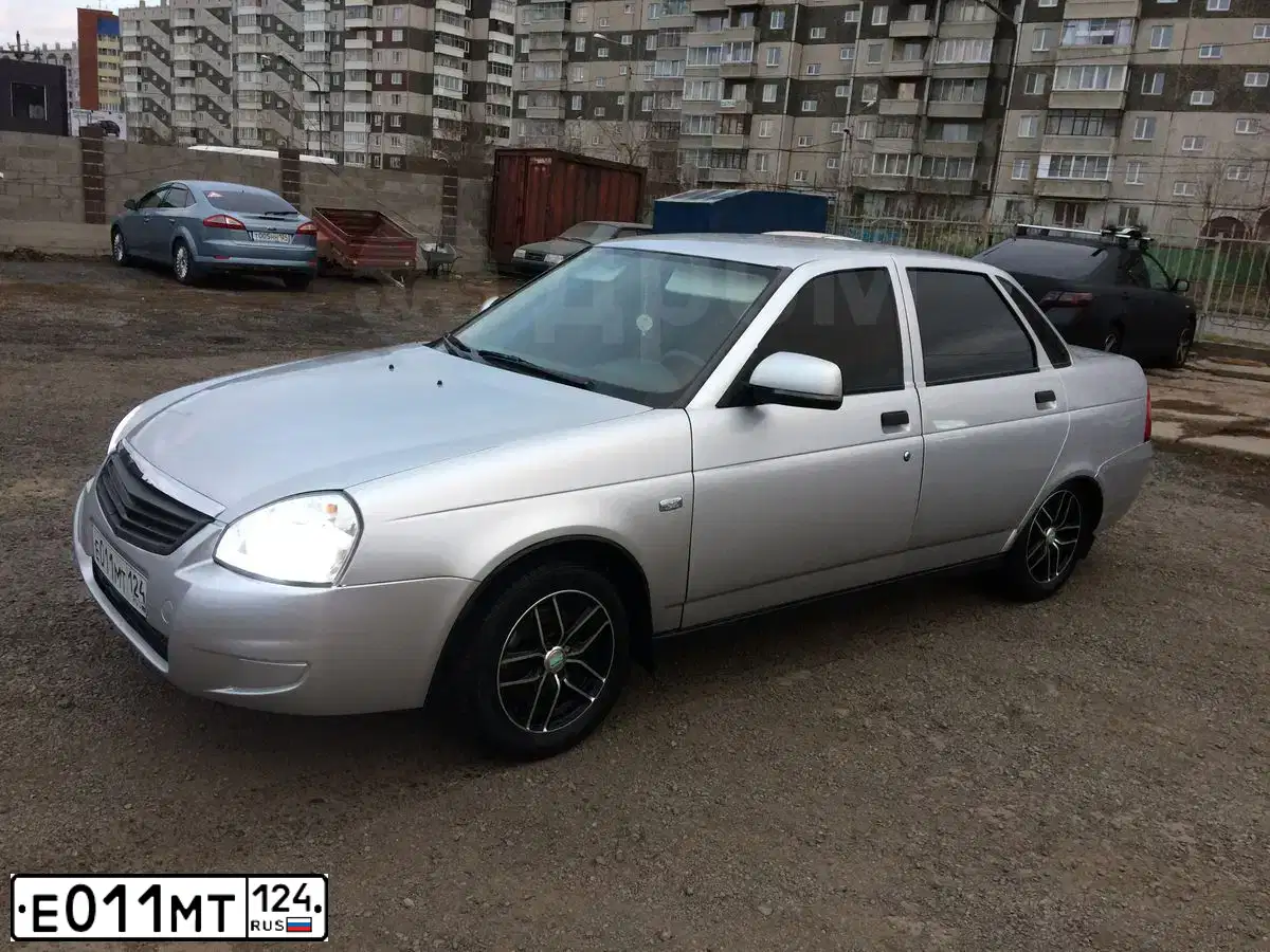 Фото автомобиля LADA PRIORA, 2007 — госномер У427ММ19. Цвет: СЕРЫЙ