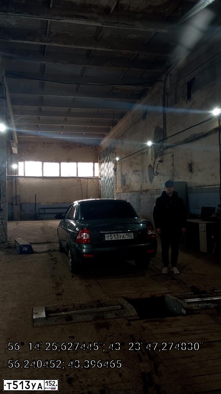 Фото автомобиля LADA 2170 PRIORA, 2008 — госномер Т513УА152. Цвет: СЕРО-СИНЕ-ЗЕЛЕНЫЙ