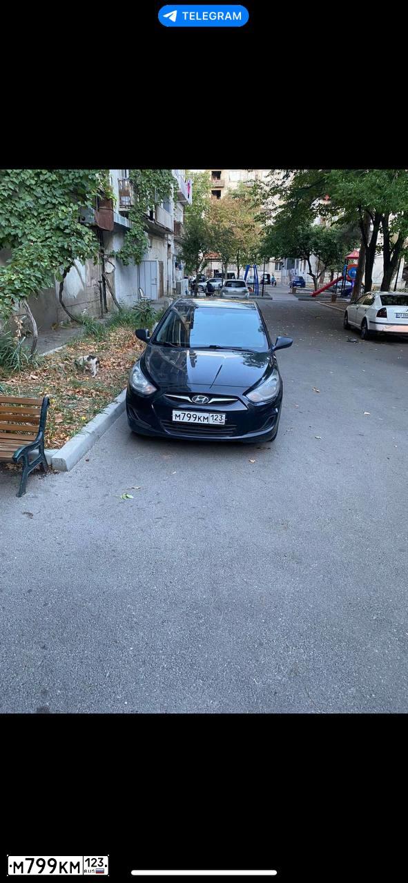 Фото автомобиля HYUNDAI SOLARIS, 2012 — госномер Х482ЕН31