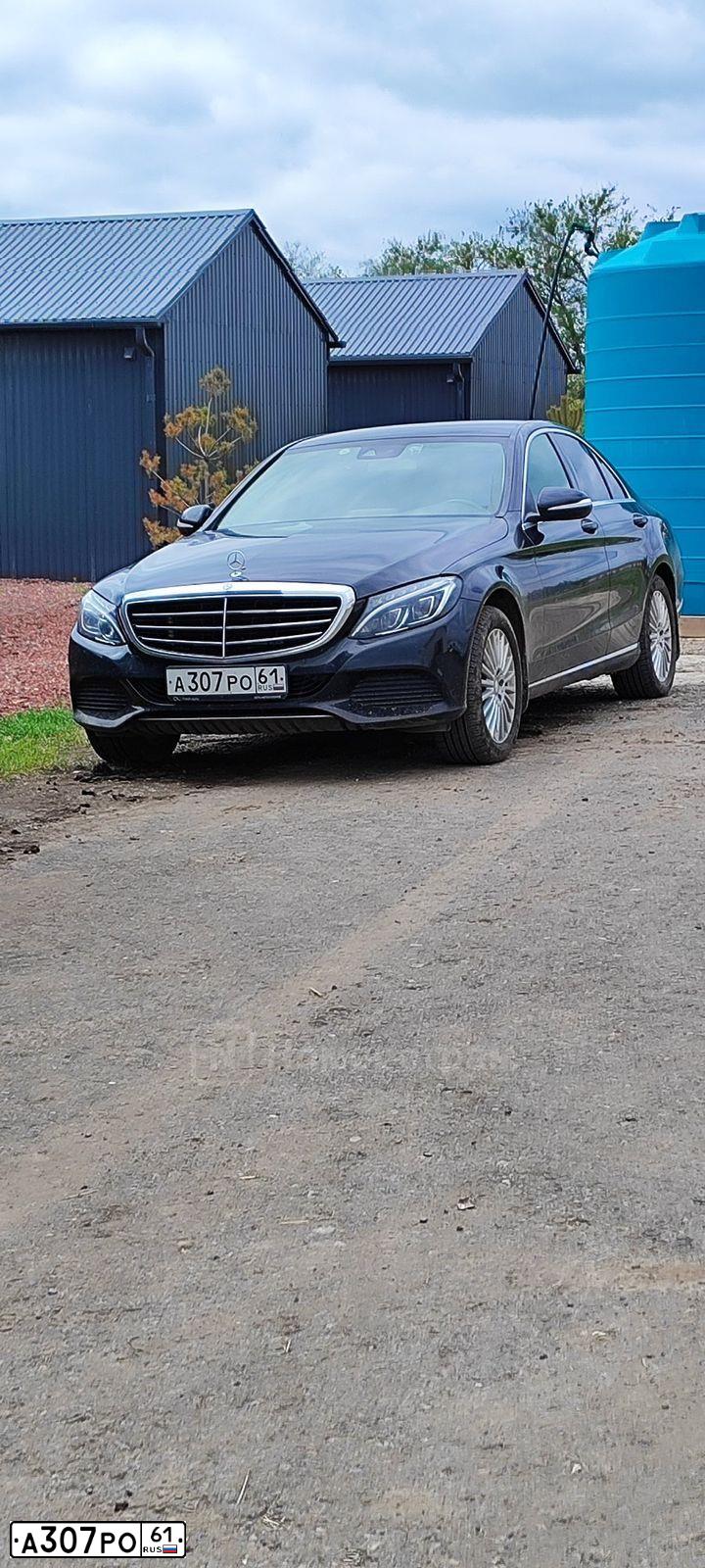 Фото автомобиля MERCEDES C-KLASSE, 2014 — госномер В111РС36. Цвет: ЧЕРНЫЙ