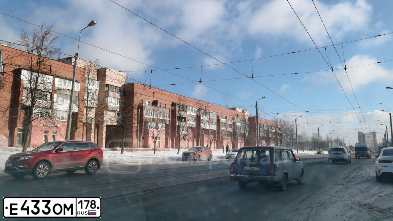 Фото автомобиля MAZDA 3, 2007 — госномер Р787ВМ178. Цвет: ТЕМНО-ВИШНЕВЫЙ