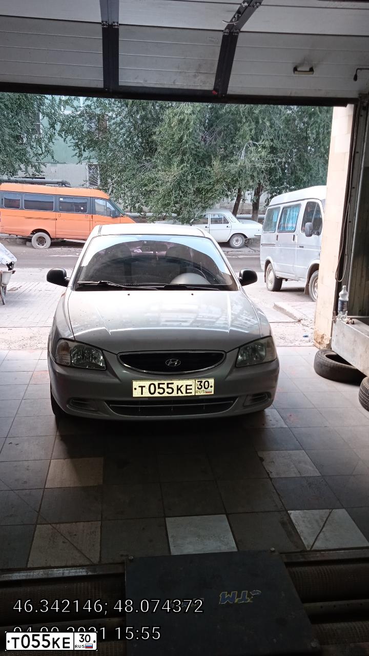Фото автомобиля TAGAZ ACCENT, 2006 — госномер Т055КЕ30. Цвет: СЕРЕБРИСТЫЙ