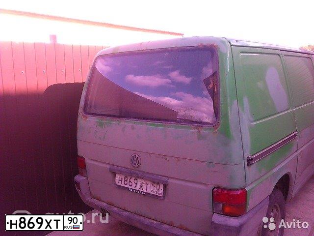 Фото автомобиля VOLKSWAGEN TRANSPORTER, 1992 — госномер С281СР77. Цвет: ЗЕЛЕНЫЙ