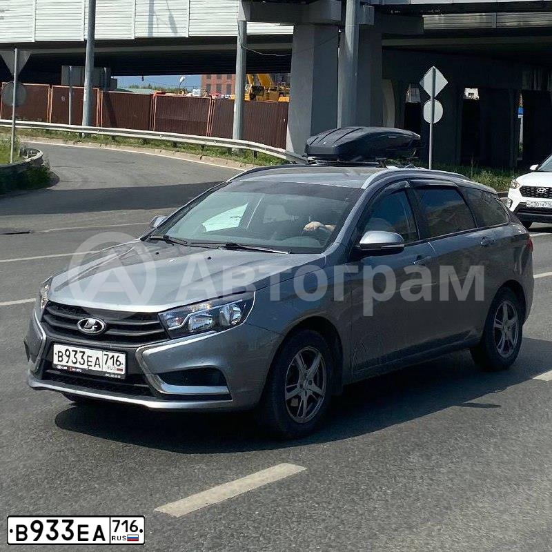 Фото автомобиля LADA VESTA, 2018 — госномер В933ЕА716. Цвет: Серый