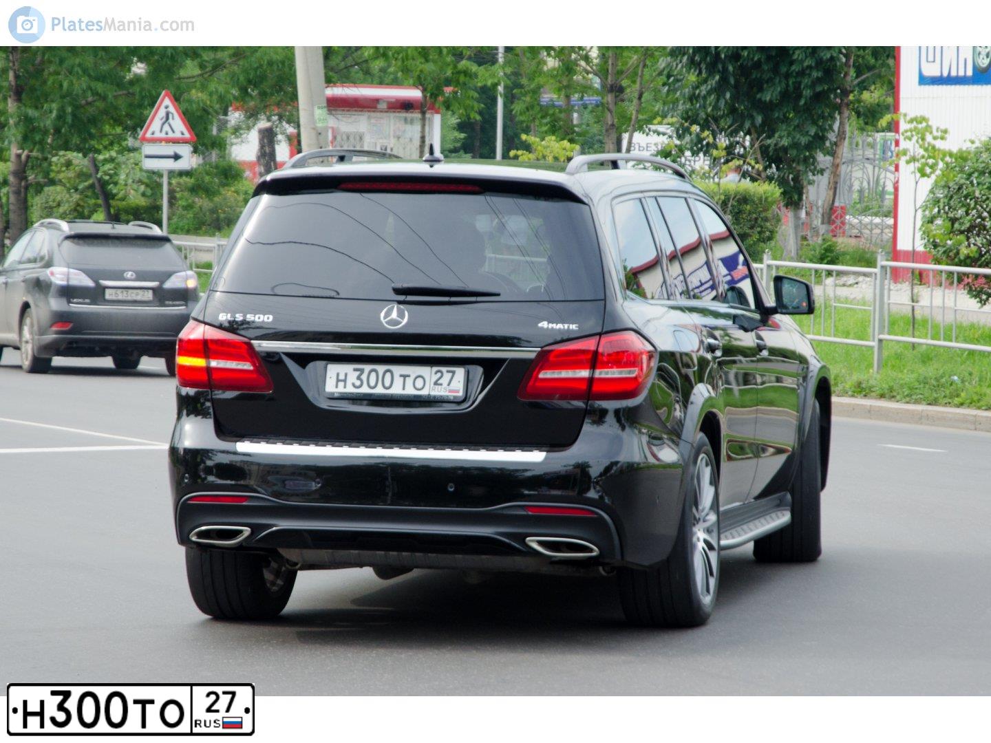 Фото автомобиля MERCEDES GL-KLASSE, 2017 — госномер Н300ТО27. Цвет: ЧЕРНЫЙ