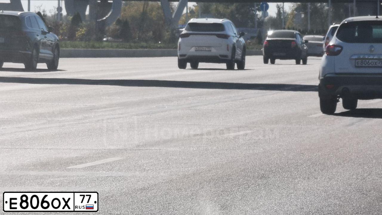 Фото автомобиля PEUGEOT 308, 2009 — госномер Е806ОХ777. Цвет: СИНИЙ ЯРКИЙ