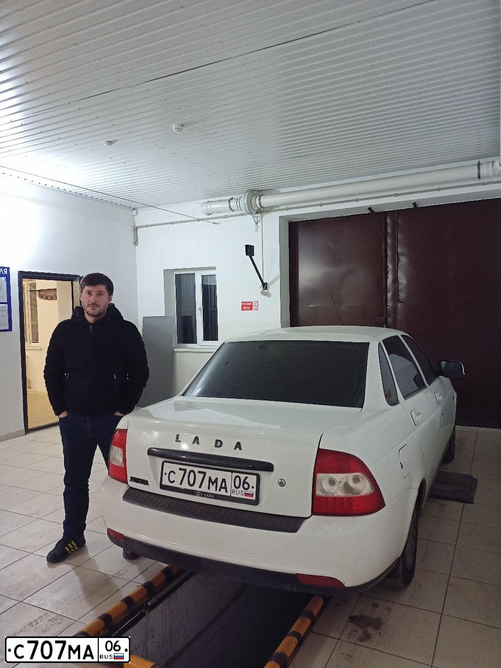 Фото автомобиля LADA 2170 PRIORA, 2012 — госномер С707МА06. Цвет: Белый