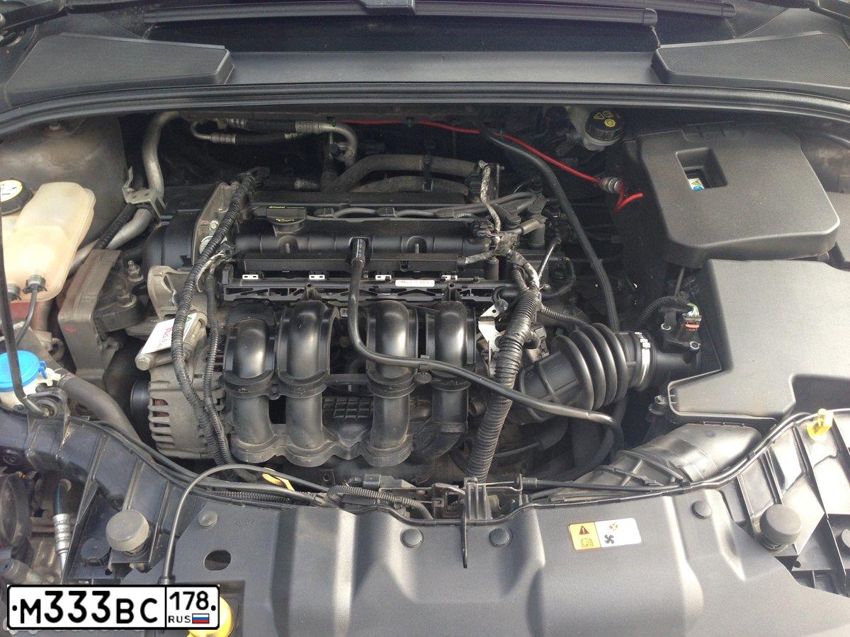 Фото автомобиля MAZDA A 3, 2013 — госномер М333ВС178. Цвет: СЕРЕБРИСТЫЙ