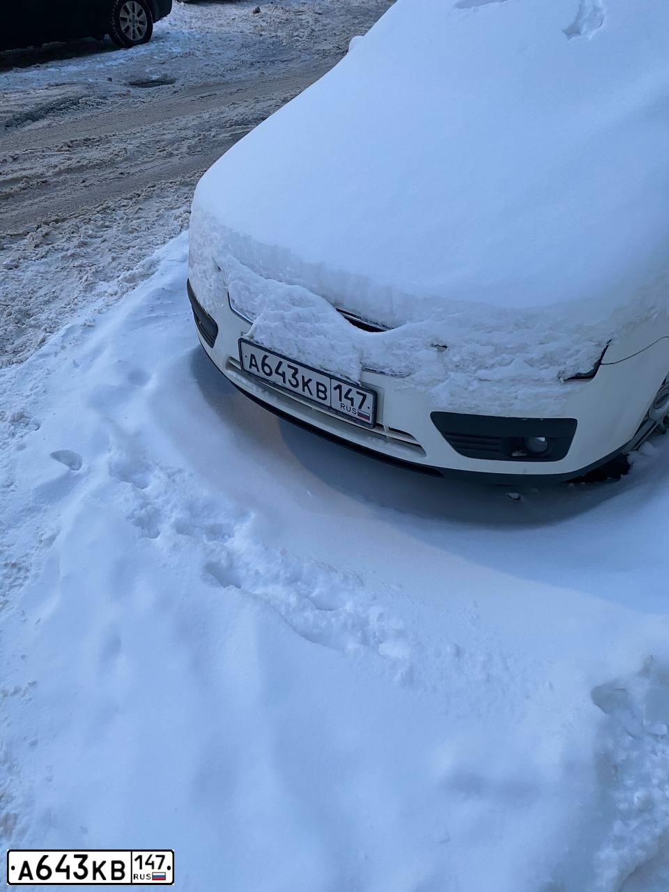 Фото автомобиля FORD FOCUS, 2006 — госномер Х734УР43. Цвет: Белый