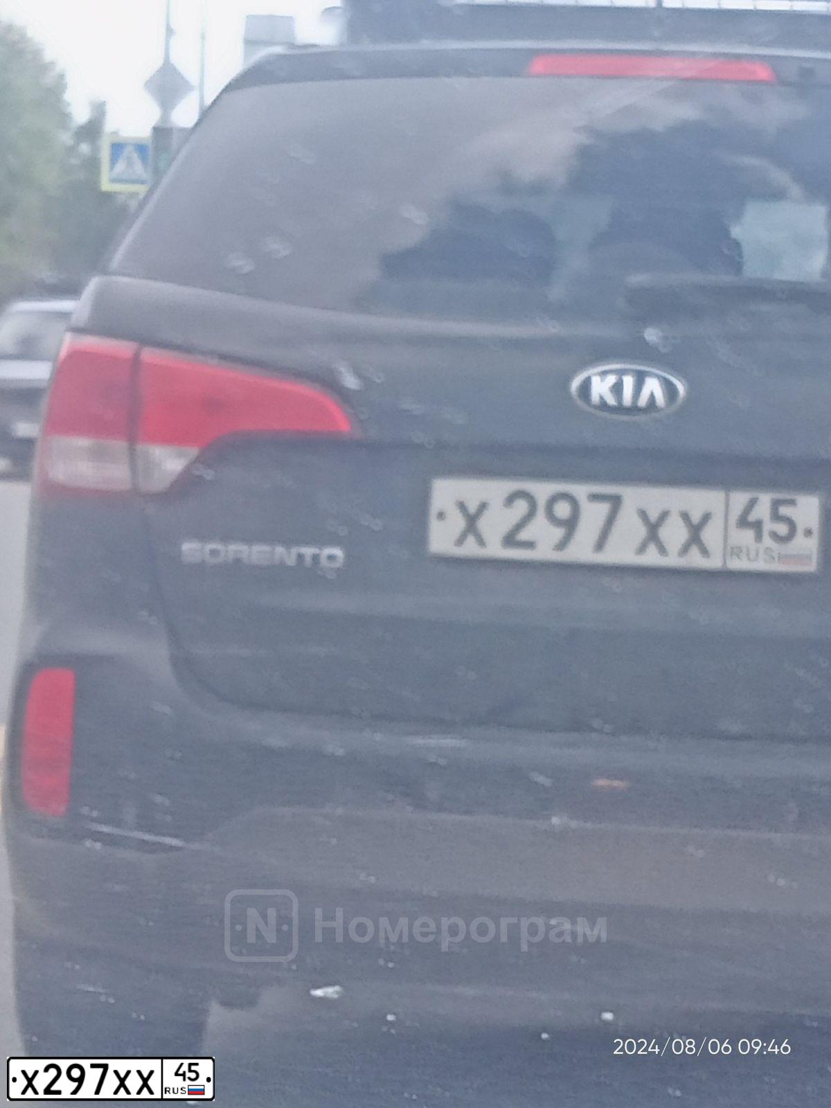 Фото автомобиля FORD FOCUS, 2006 — госномер В146МЕ196. Цвет: ЧЕРНЫЙ