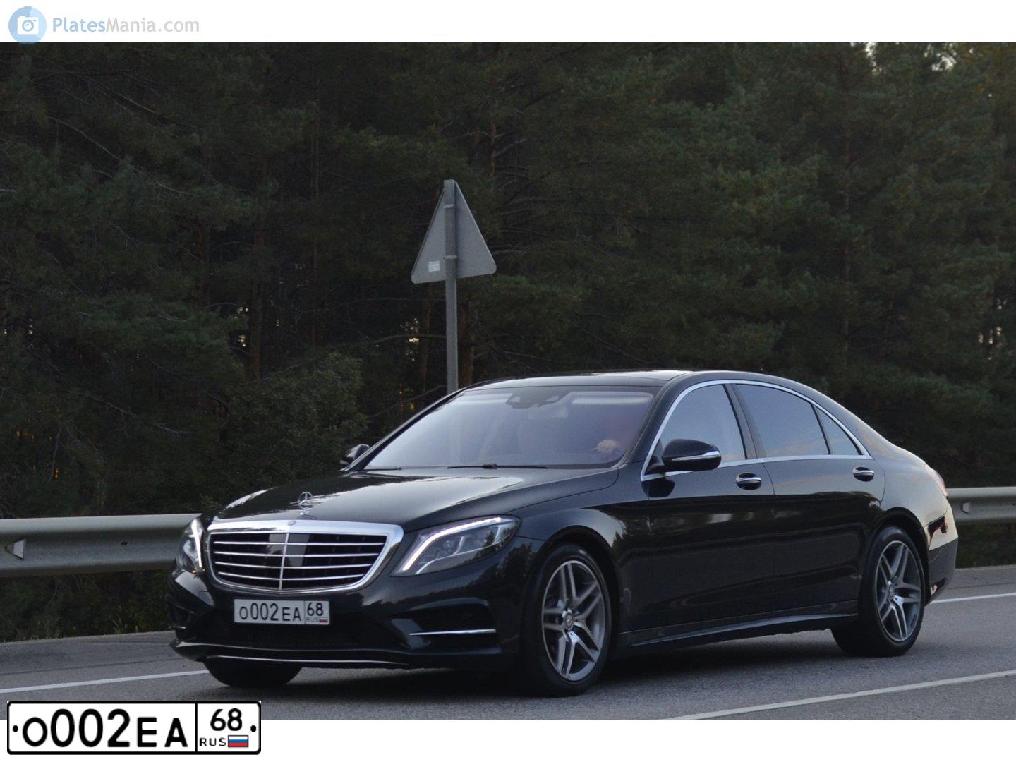 Фото автомобиля MERCEDES V-KLASSE, 2018 — госномер О002ЕА68. Цвет: ЧЕРНЫЙ