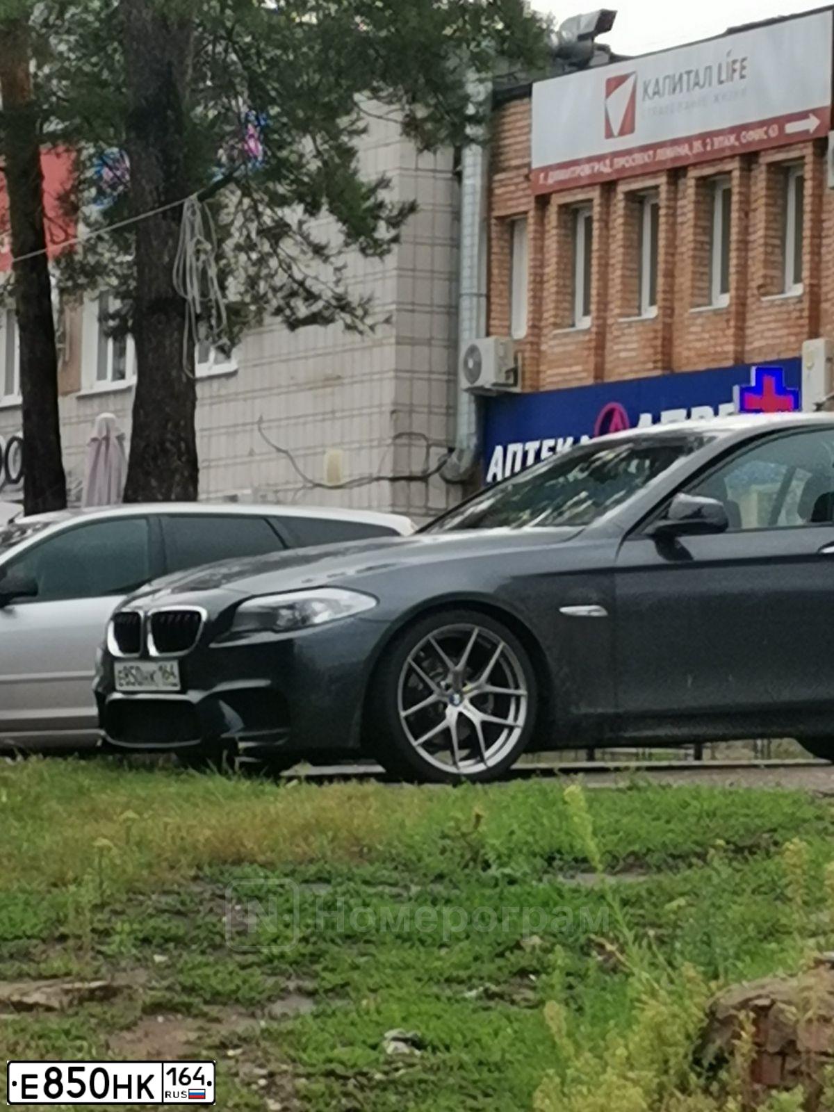 Фото автомобиля БМВ 528I XDRIVE, 2012 — госномер О093РЕ193. Цвет: ТЕМНО-СЕРЫЙ