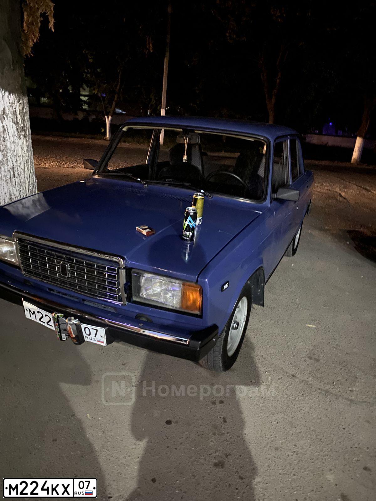 Фото автомобиля LADA 2107, 2007 — госномер М224КХ07. Цвет: синий