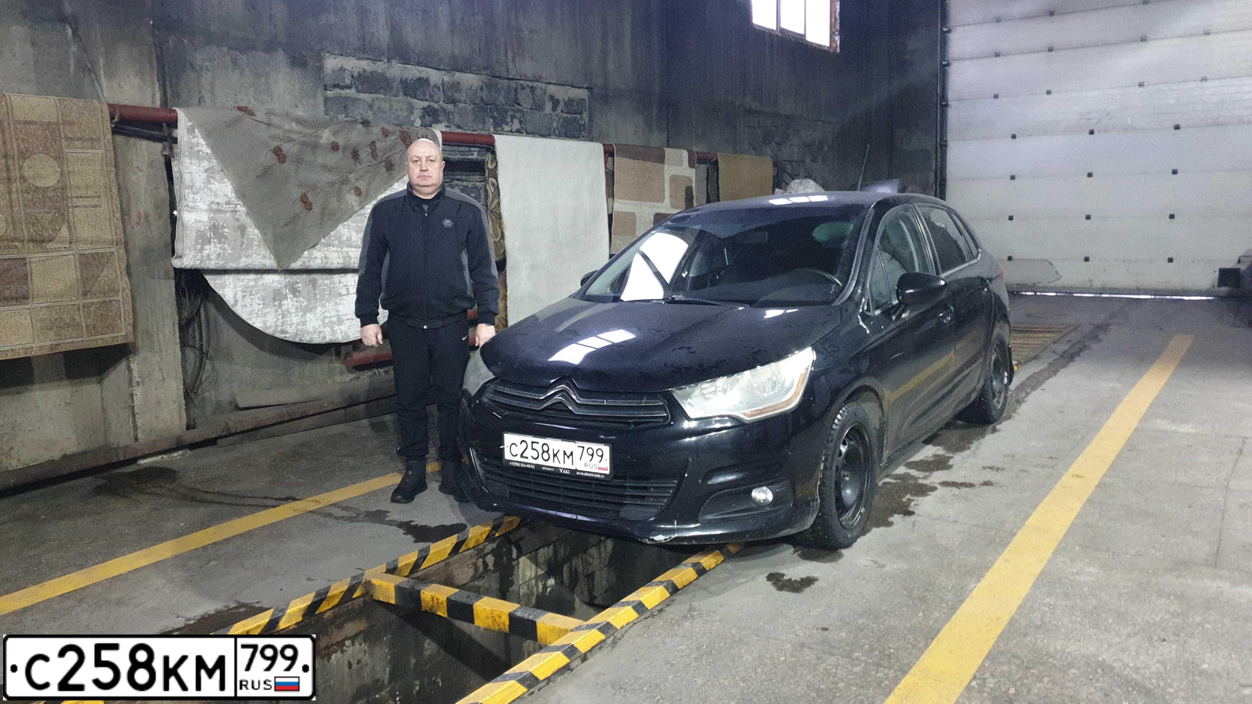 Фото автомобиля CITROEN C4, 2012 — госномер С258КМ799. Цвет: ЧЕРНЫЙ