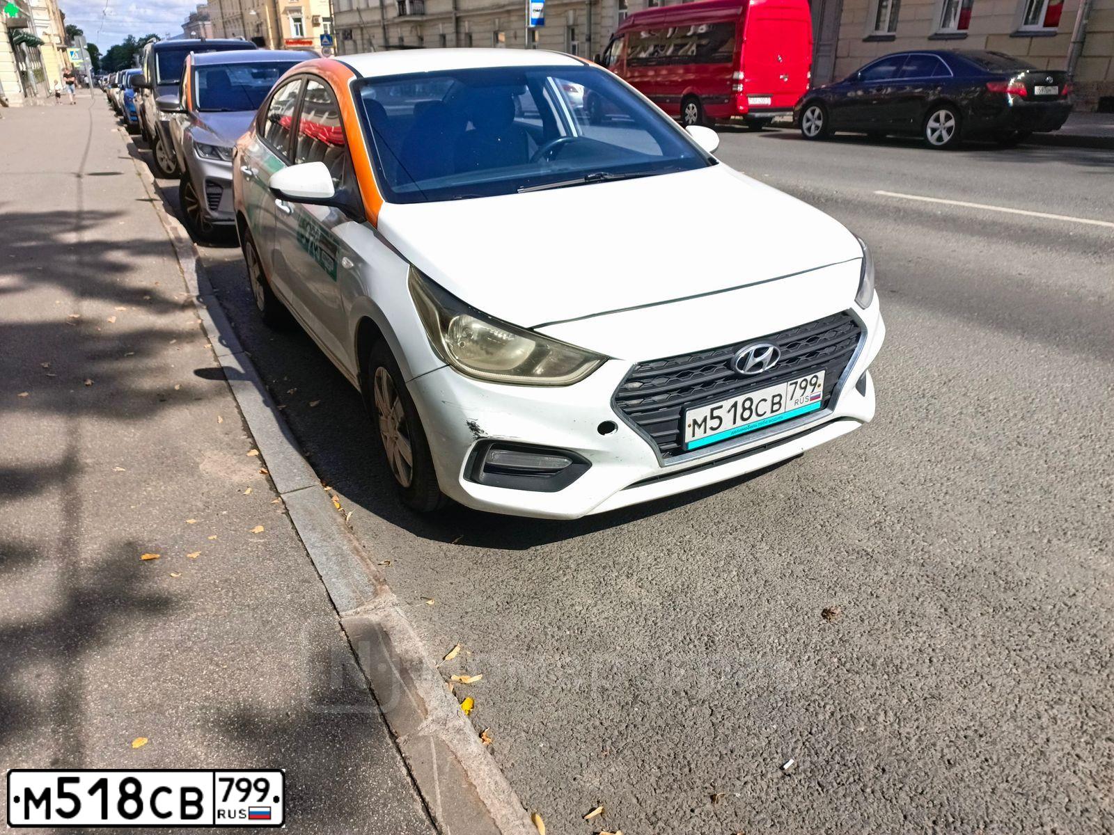 Фото автомобиля HYUNDAI SOLARIS, 2019 — госномер М518СВ799. Цвет: Белый