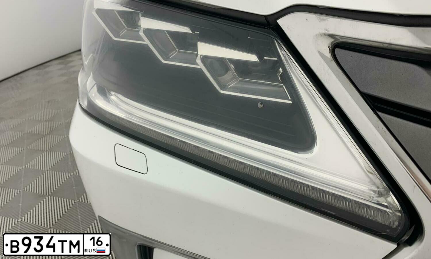 Фото автомобиля LEXUS LS, 2013 — госномер В934ТМ116. Цвет: Белый