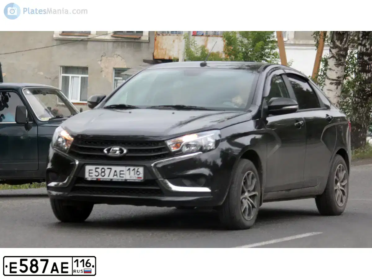Фото автомобиля LADA VESTA, 2017 — госномер К589УЕ763. Цвет: Белый