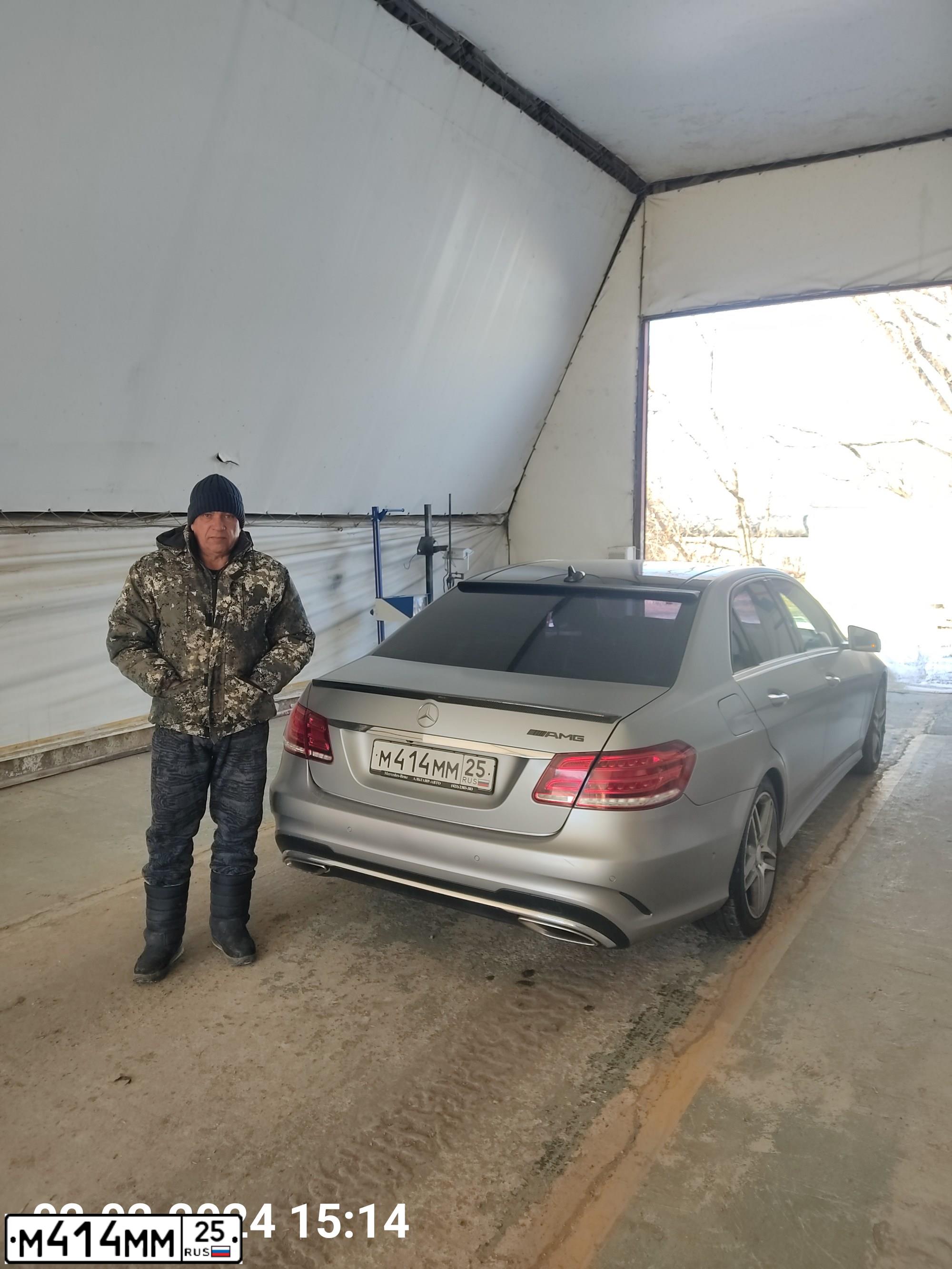Фото автомобиля MERCEDES-BENZ E300, 2013 — госномер В116МР01. Цвет: СЕРЫЙ