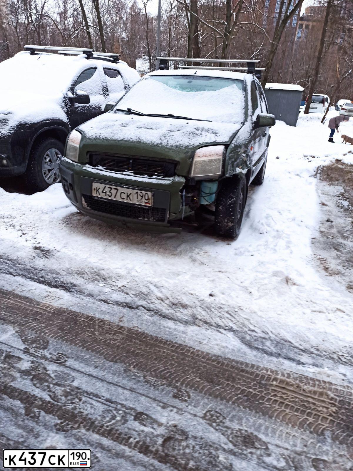 Фото автомобиля FORD FUSION, 2006 — госномер К437СК190. Цвет: СЕРО-ЗЕЛЕНЫЙ
