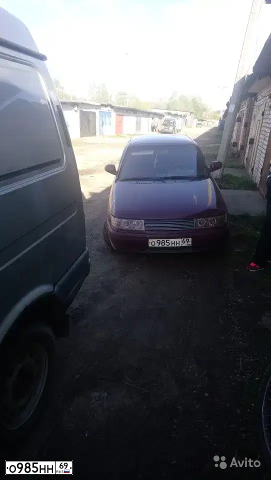 Фото автомобиля LADA 2110, 2005 — госномер М355СМ69. Цвет: ТЕМНО-ВИШНЕВЫЙ