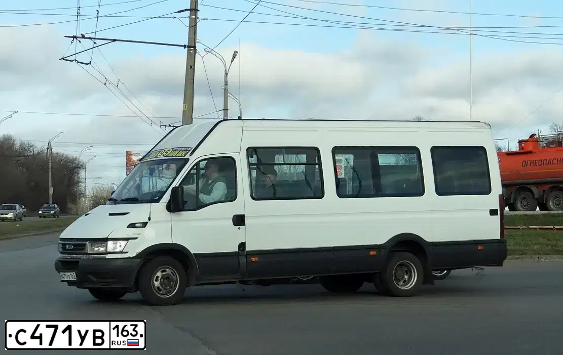 Фото автомобиля IVECO DAILY, 2007 — госномер У800СЕ56. Цвет: Белый