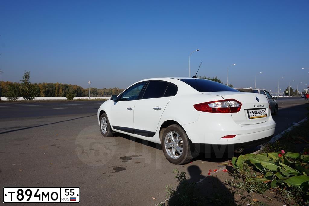 Фото автомобиля RENAULT FLUENCE, 2014 — госномер Т894МО55. Цвет: Белый