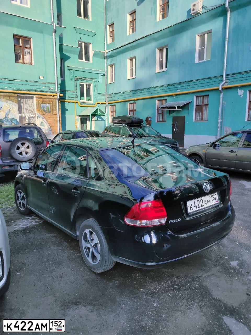 Фото автомобиля VOLKSWAGEN POLO, 2012 — госномер К422АМ152. Цвет: ЧЕРНЫЙ