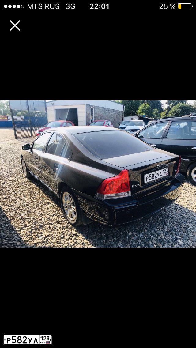 Фото автомобиля VOLVO S60, 2008 — госномер У687МС190. Цвет: ЧЕРНЫЙ
