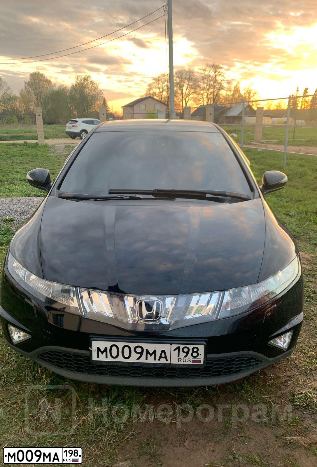 Фото автомобиля HONDA CIVIC, 2008 — госномер М009МА198. Цвет: ЧЕРНЫЙ