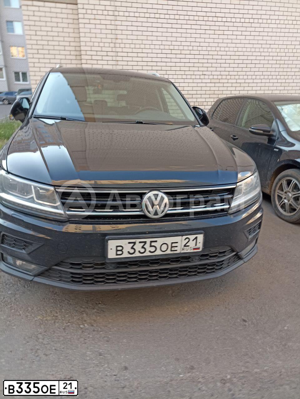Фото автомобиля TOYOTA COROLLA, 2008 — госномер В355ОЕ21. Цвет: ЧЕРНЫЙ