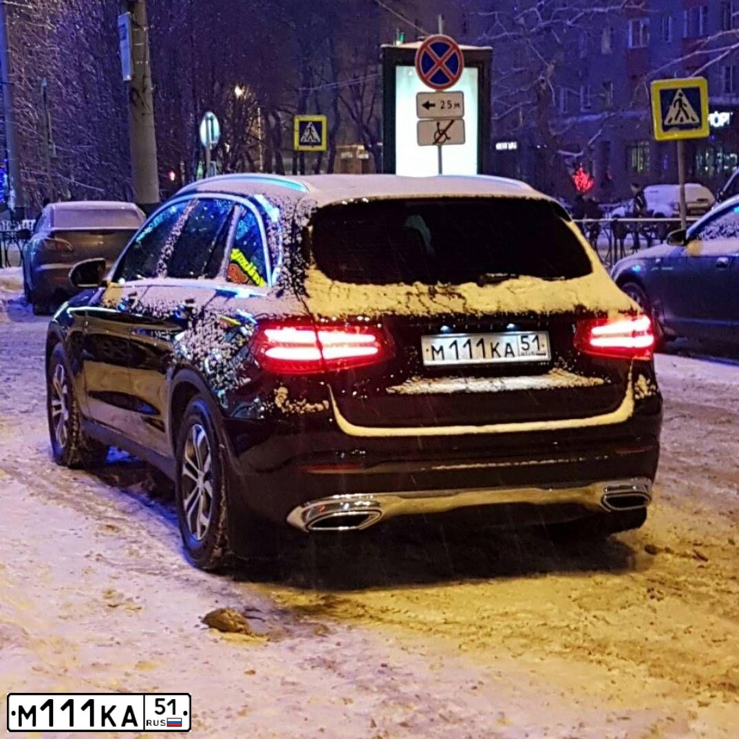 Фото автомобиля MERCEDES GL-KLASSE, 2015 — госномер Е666ЕС777. Цвет: ЧЕРНЫЙ