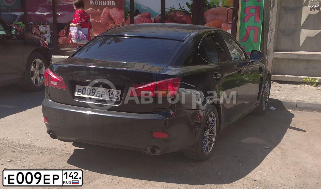 Фото автомобиля LEXUS IS, 2006 — госномер Е009ЕР142. Цвет: ЧЕРНЫЙ