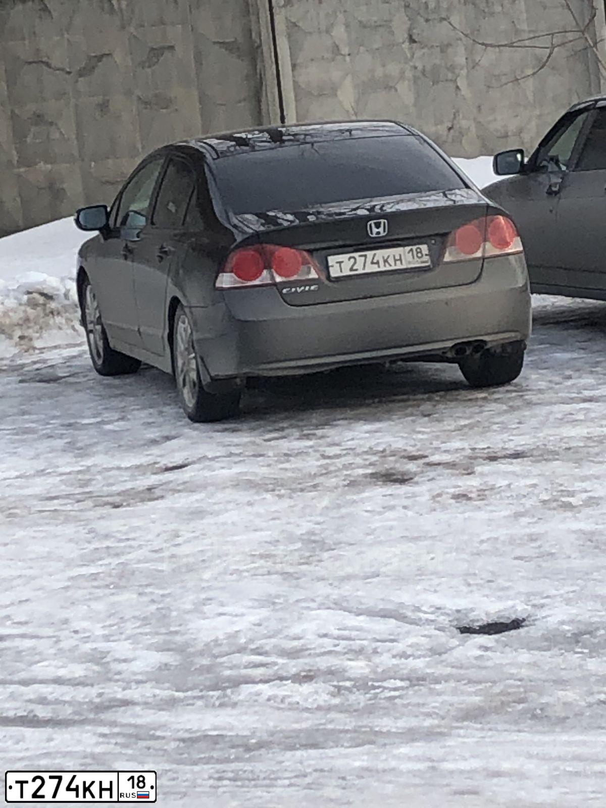 Фото автомобиля HONDA CIVIC, 2008 — госномер А527ХВ155. Цвет: ЧЕРНЫЙ