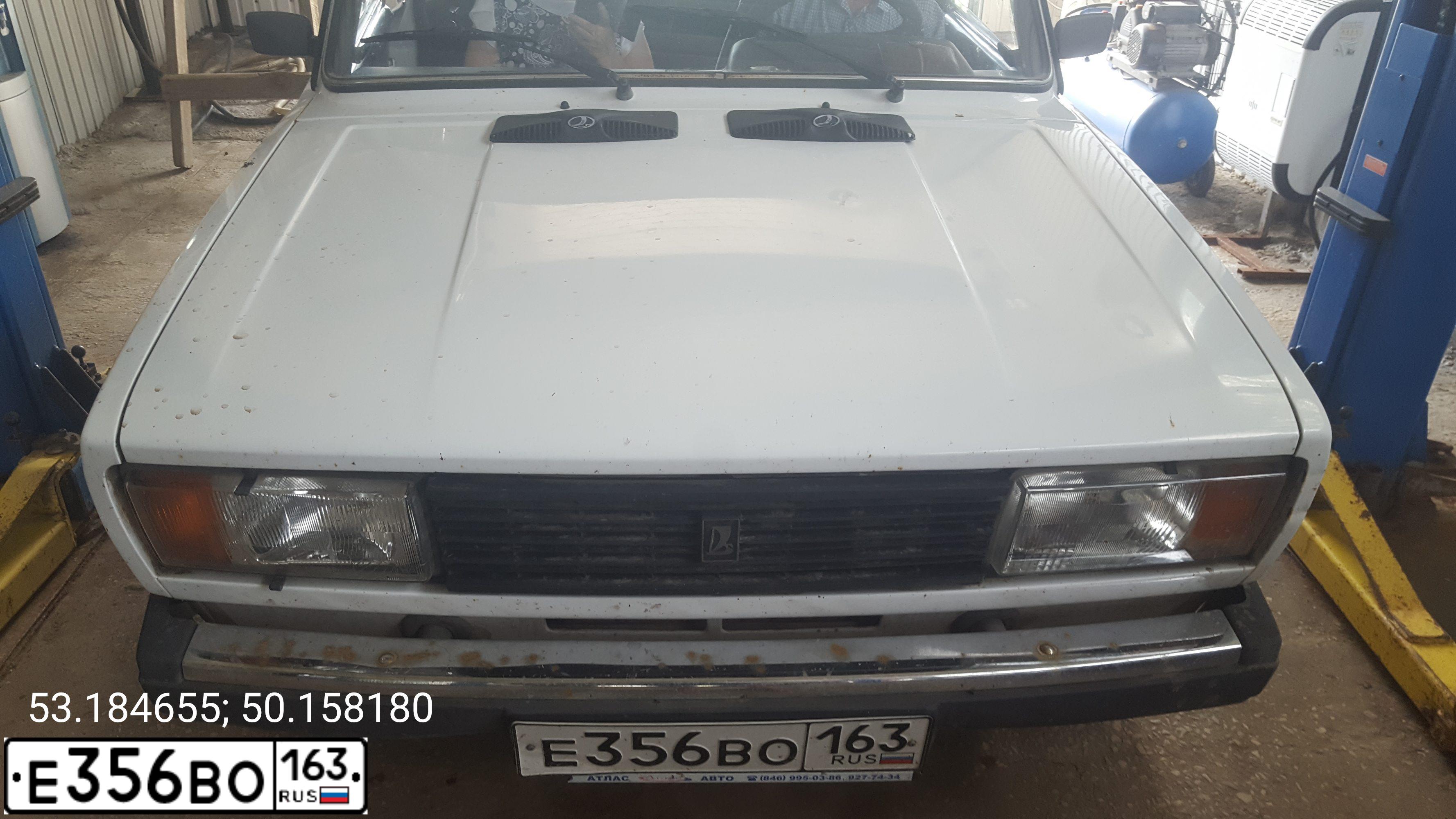 Фото автомобиля LADA 2105, 2006 — госномер М132ВА156. Цвет: ЯРКО-БЕЛЫЙ