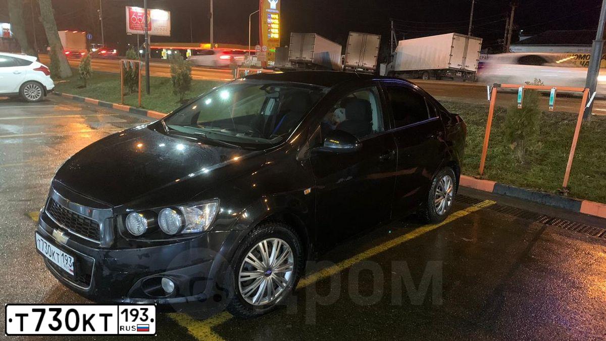 Фото автомобиля CHEVROLET AVEO, 2013 — госномер Р776ТХ193. Цвет: ЧЕРНЫЙ