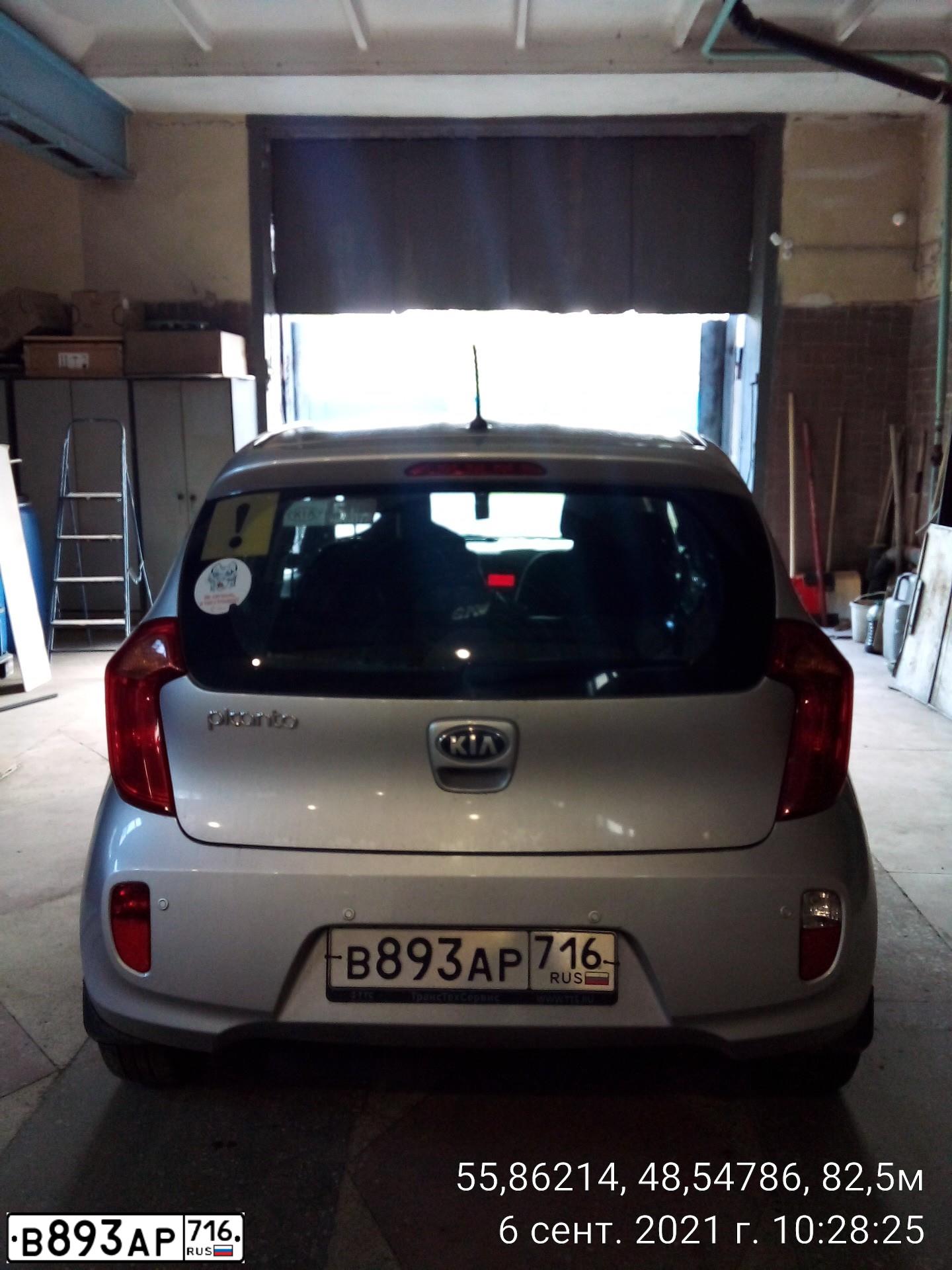 Фото автомобиля KIA PICANTO / MORNING, 2014 — госномер В893АР716. Цвет: серебристый