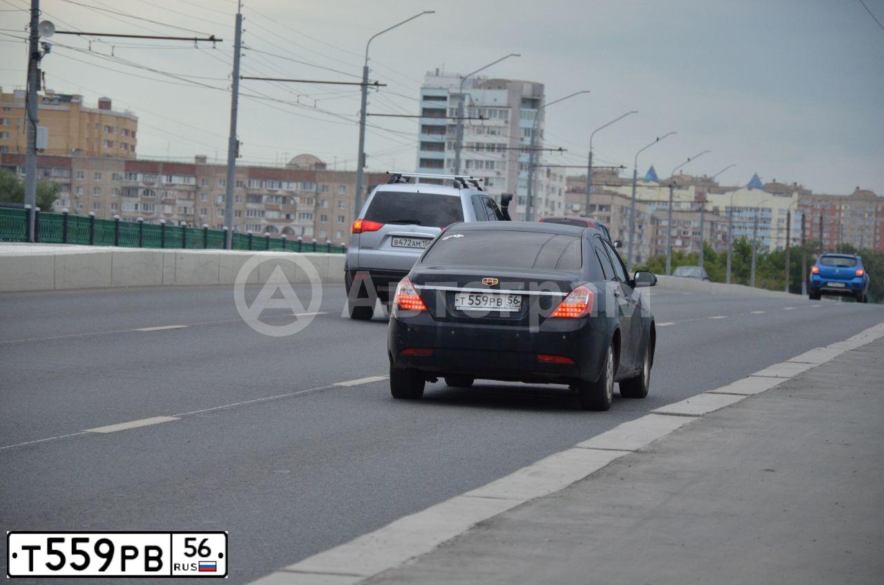 Фото автомобиля GEELY EMGRAND, 2012 — госномер Т559РВ56. Цвет: ЧЕРНЫЙ